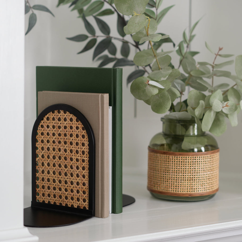 Home Decor Collection Arched Black Metal and Natural Rattan Indoor Tabletop Bookends